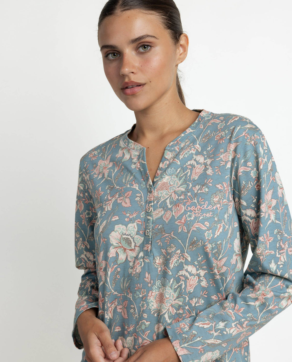 Garden Secret Nigthdress